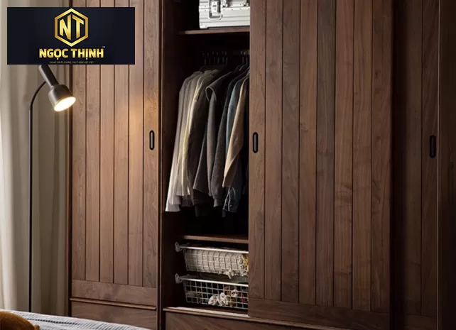 Tủ quần áo cổ điển Tủ quần áo cổ điển